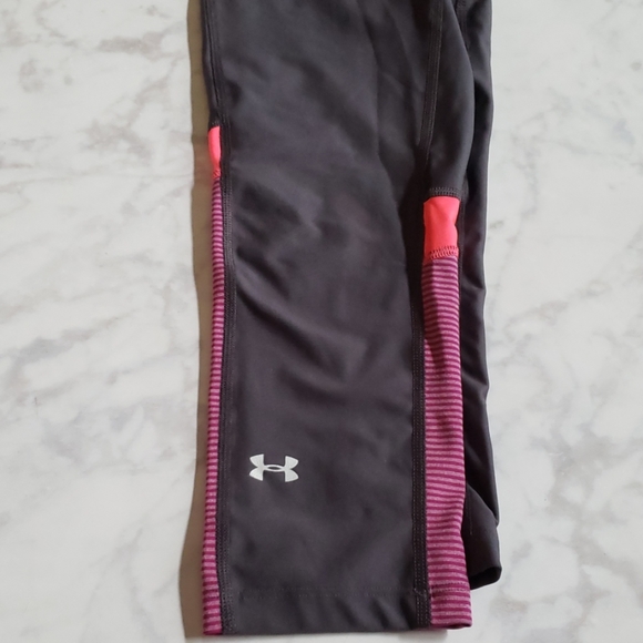 Under Armour compression crop leggings SM - Picture 4 of 4